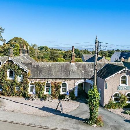 The Brantwood Hotel Пенрит Экстерьер фото